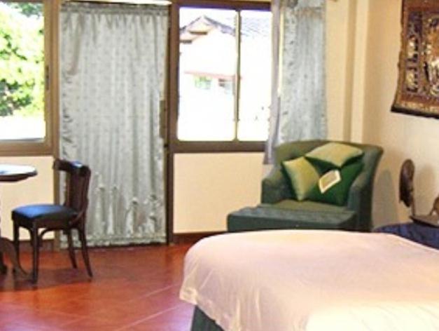 Hotel The Irish Clock Udon Thani Exterior foto